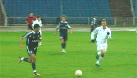 İKİ FƏRQLİ HİSSƏ . . .