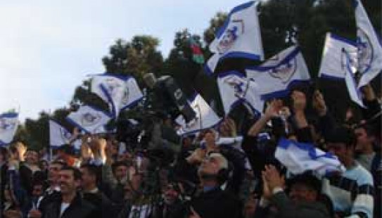 THE FANS SAYS ONLY A VICTORY! ! !