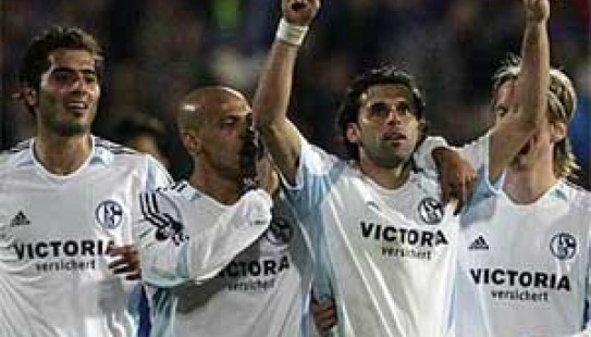 UEFA KUBOKU, 1/4 FINAL: 