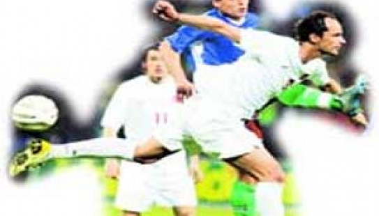 QƏLƏBƏYƏ LAYİQ OYUN . . .