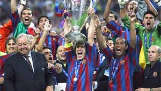 ÇEMPİONLAR ÇEMPİONU - 