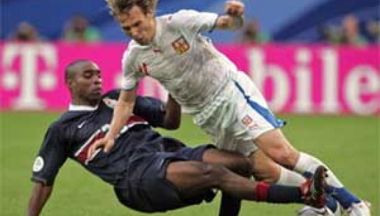 E QRUPU: ÇEX VƏ İTALYAN SƏVİYYƏSİ . . .