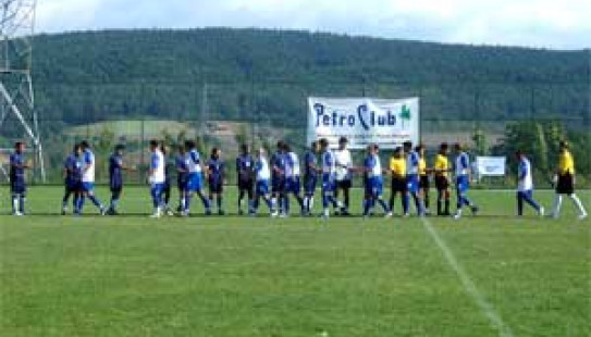 DÖYÜŞKƏN HEÇ -HEÇƏ . . .