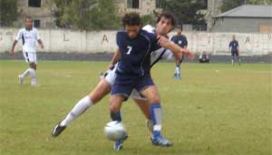 DAHA BİR YOLDAŞLIQ OYUNU . . .