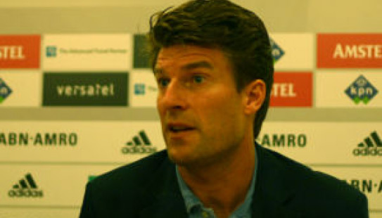 Laudrup Moskva soyuğuna dözmədi 