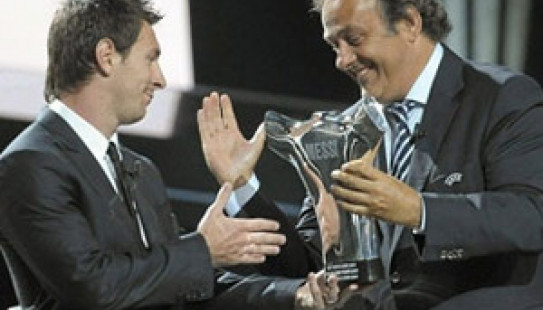 Messi 3-cü dəfə ən yaxşıdır