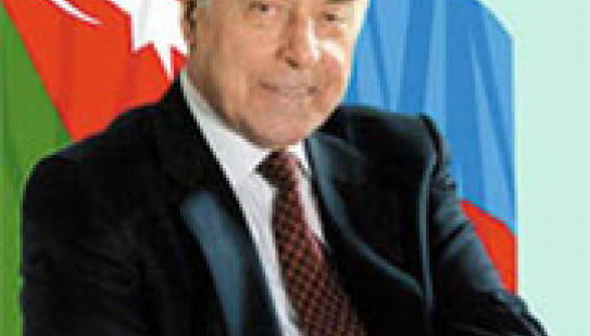 TARİXİN YETİŞDİRDİYİ MİLLİ LİDER