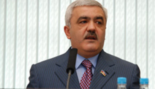 Rövnəq Abdullayev AFFA prezidenti seçildi