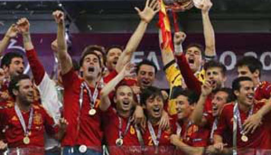 İspaniya rekordlarla qazandı