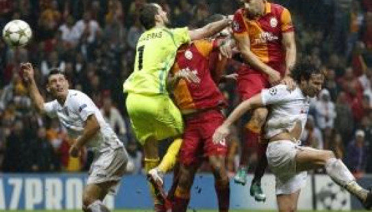 `Qalatasaray` `Real`a, `Fənər` isə İtaliyaya