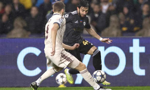 Bakıda 6 qollu oyun